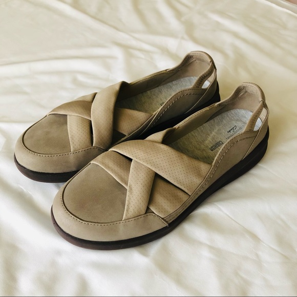 Clarks cloud steppers - Picture 2 of 3